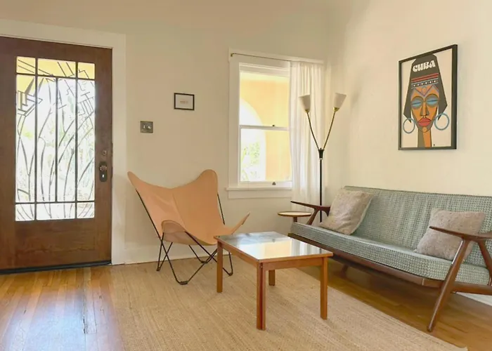 The Historic Hideaway Holiday home *